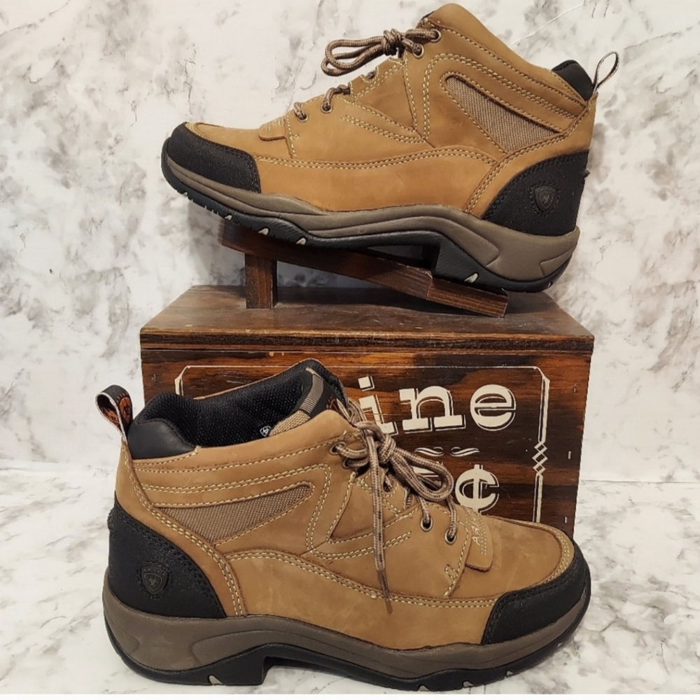 Pre-owned ariat terrain boots